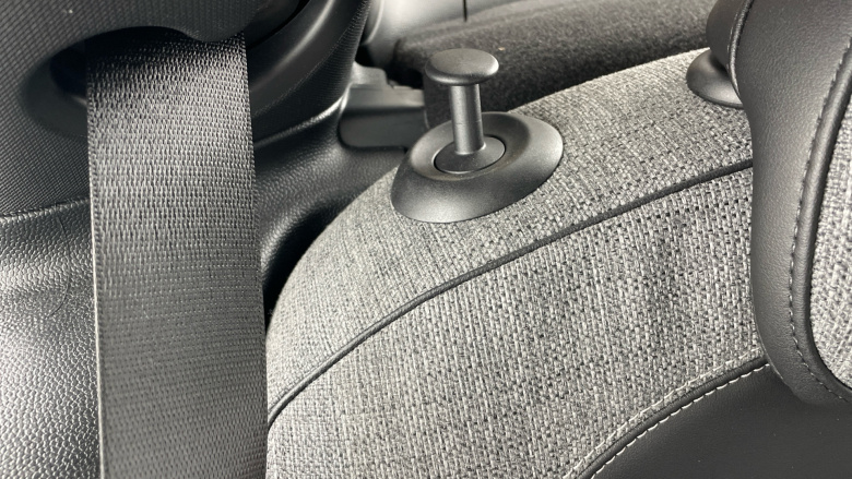 MINI Hatchback 135kW Cooper S Level 2 33kWh 3dr Auto Electric Hatchback